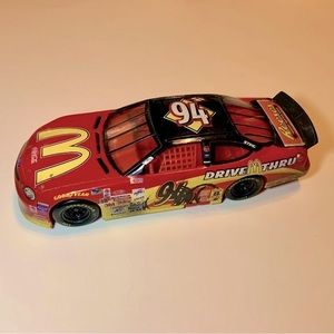1997 Bill Elliot Hot Wheels Crasher #94 McDonalds NASCAR 1:24 Diecast NoBox